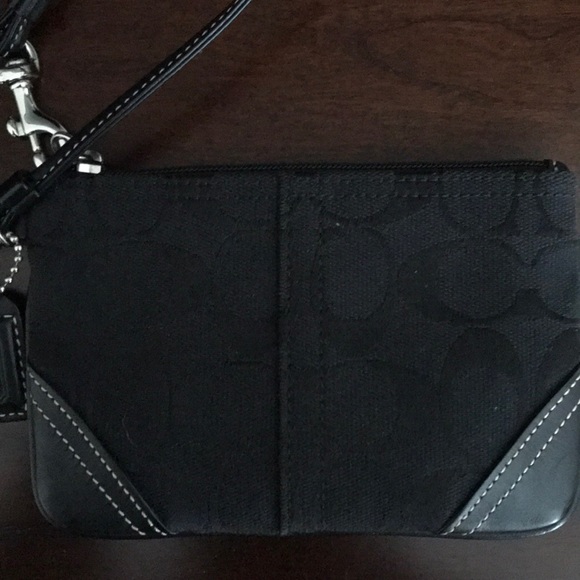 Coach mini wristlet - Picture 3 of 4